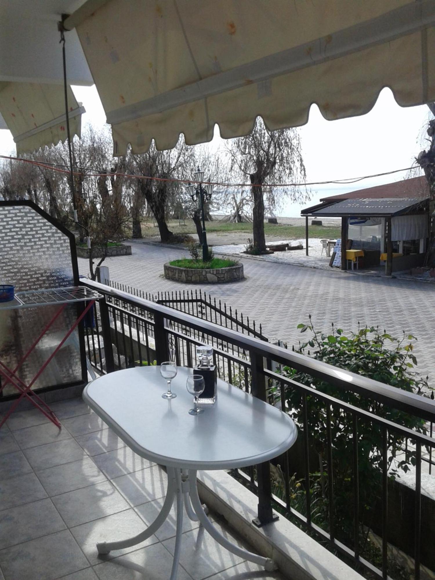 Seaside Paralia Dionisiou